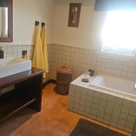 Casa Verol * Tías